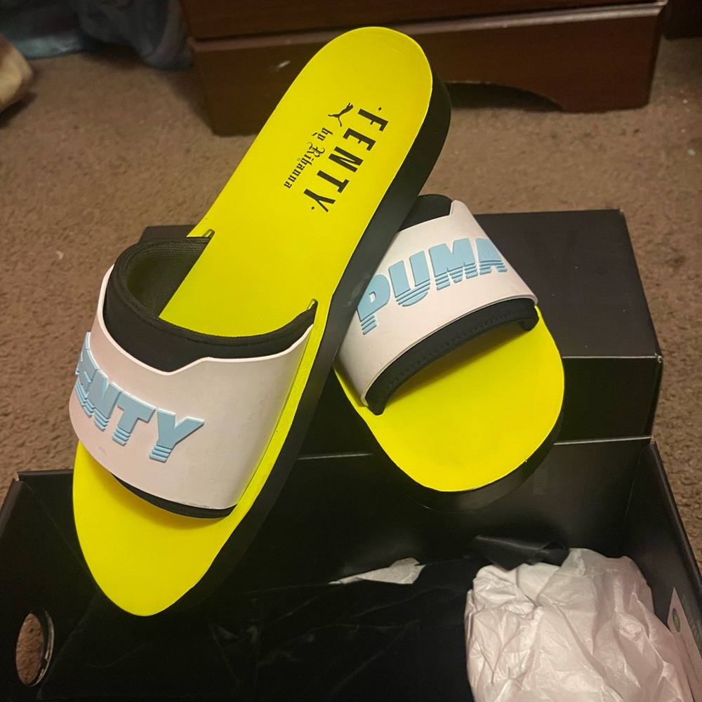 Fenty x Womens 8.5 (US Y 7) Surf Slide